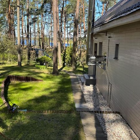 River Bank Vacation Home Jurmala Ngoại thất bức ảnh