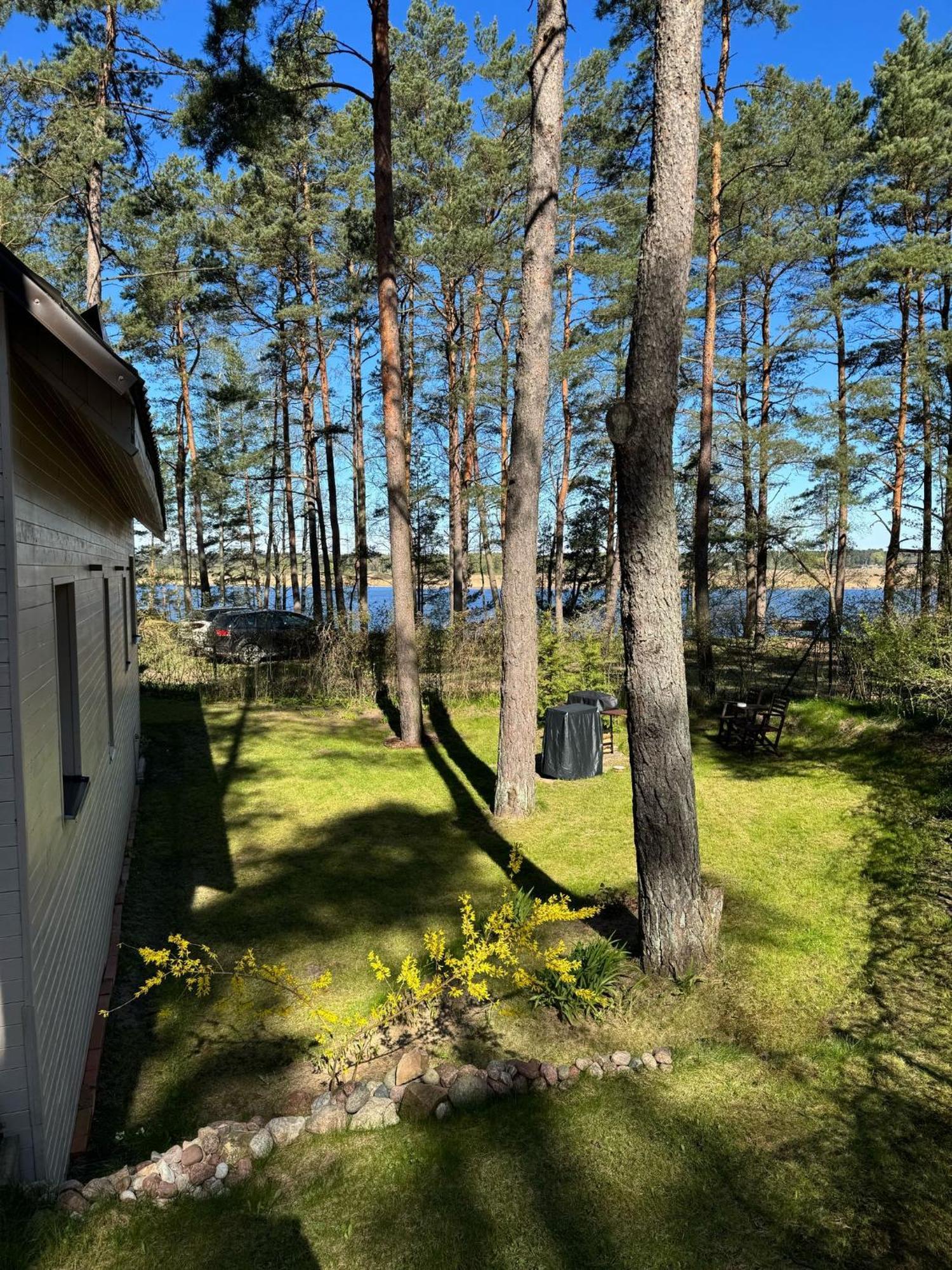 River Bank Vacation Home Jurmala Ngoại thất bức ảnh